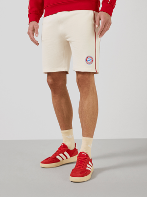 FC Bayern Sweatshort Essentials - Off white