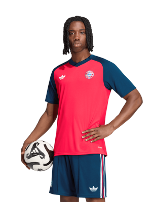 FC Bayern Pre-Match Shirt Away 26-27 - Rot - Herren